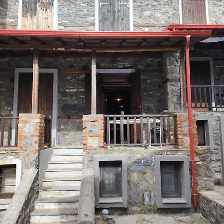 Aretousa Chalet Agios Athanasios (Pella)