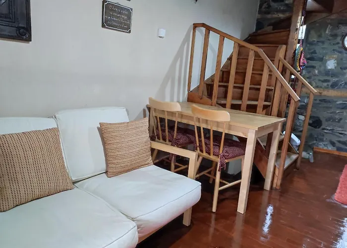 Aretousa Paleósz Ájosz Athanásziosz