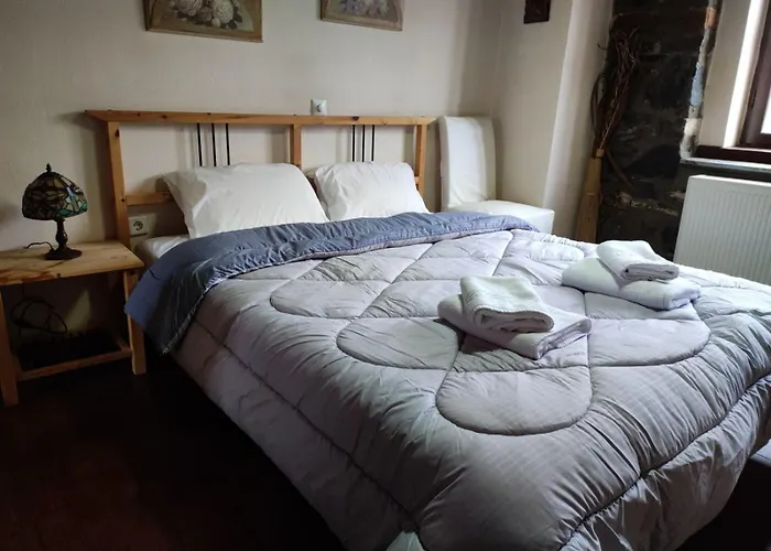 Aretousa Paleósz Ájosz Athanásziosz